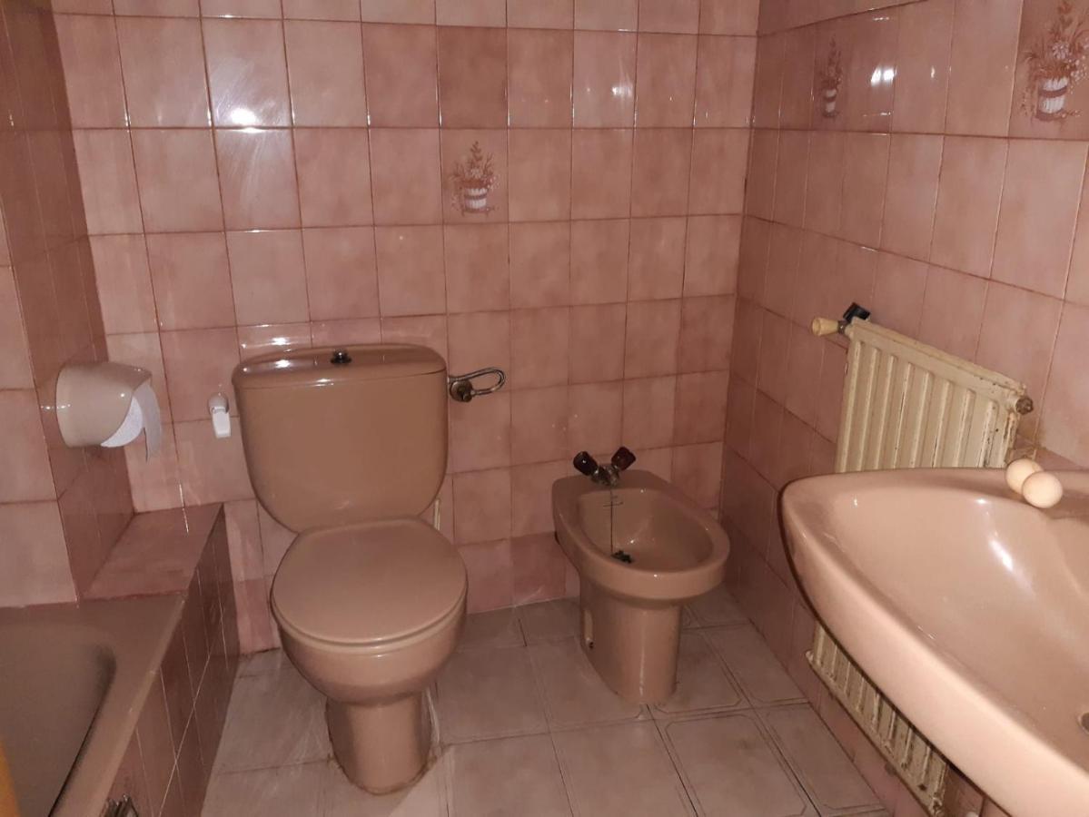 Bonito Apartamento Céntrico y Luminoso Pola de Lena Extérieur photo