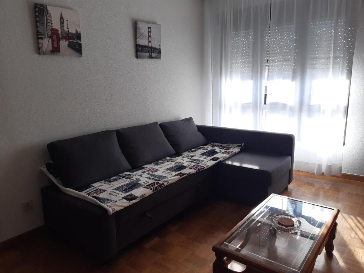 Bonito Apartamento Céntrico y Luminoso Pola de Lena Extérieur photo